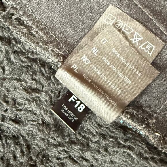 KUHL Flight Vest Women’s XS Black Fleece Zip Front High Collar Outdoor Hiking - Picture 15 of 16